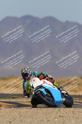 media/Mar-22-2025-CVMA (Sat) [[462c0ffedb]]/Race 13-Amateur Supersport Middleweight/